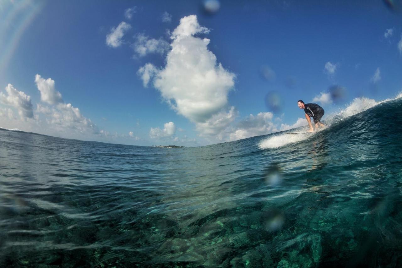 Ocean Breeze Maldives Hotel Thulusdhoo Esterno foto